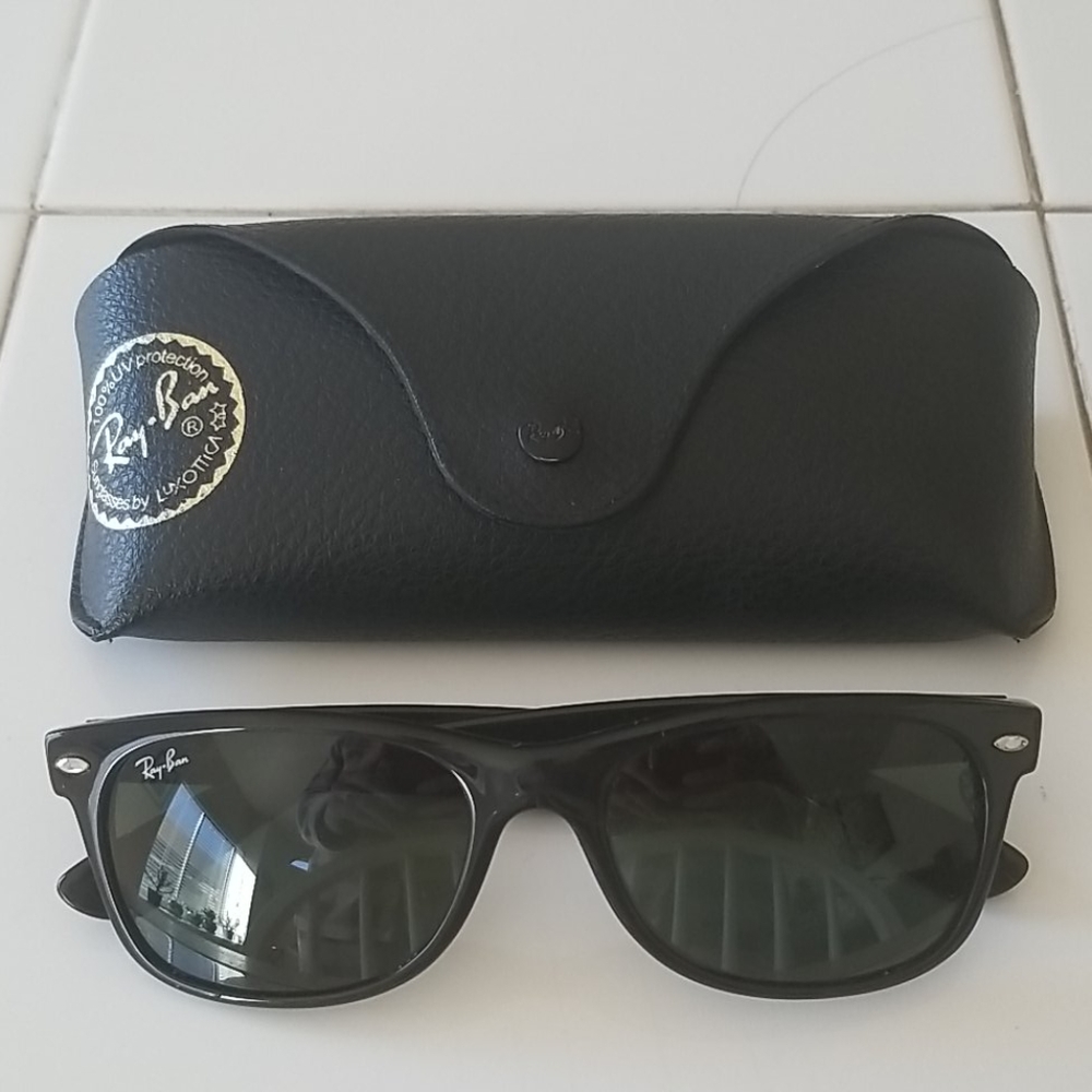 Ray-Ban New Wayfarer glossy black